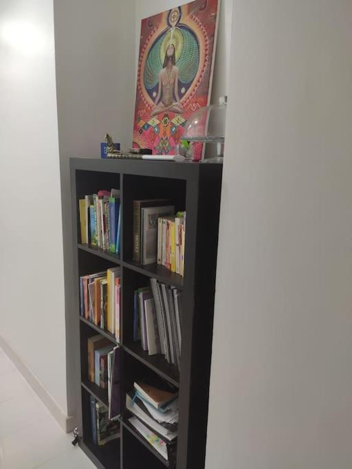 Modern Flat For Couple Center Lägenhet *