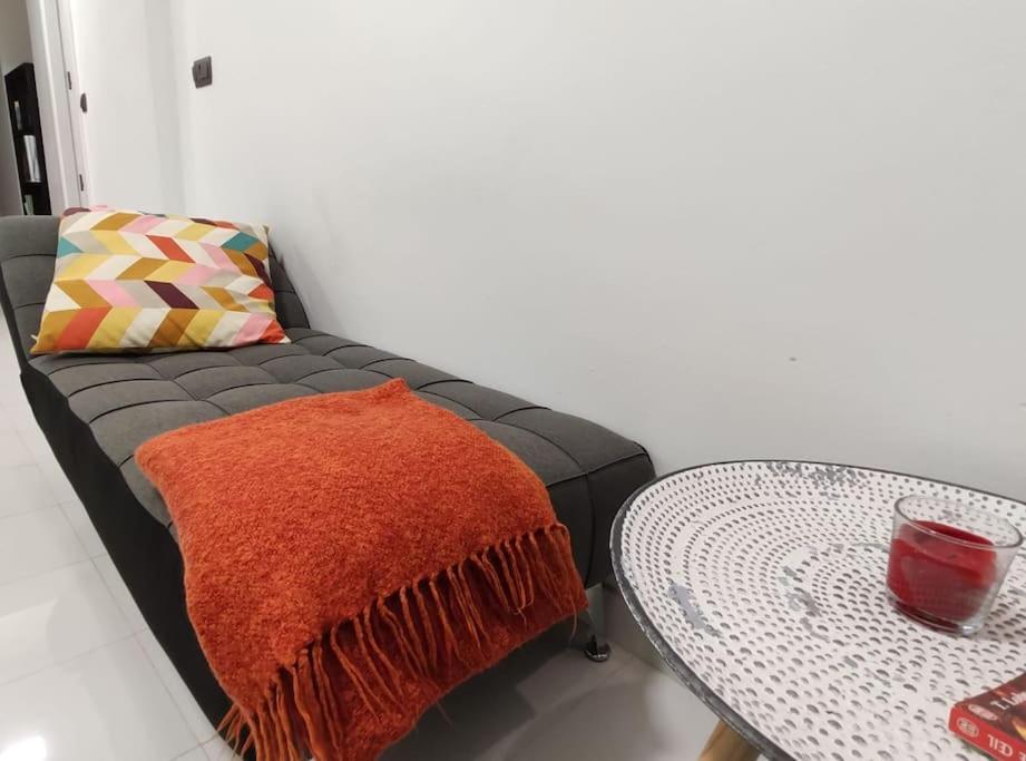Modern Flat For Couple Center *
